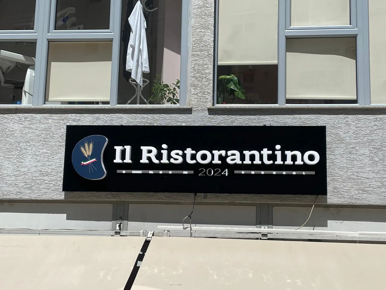Il Ristorantino, punim nga Agolli Reklama